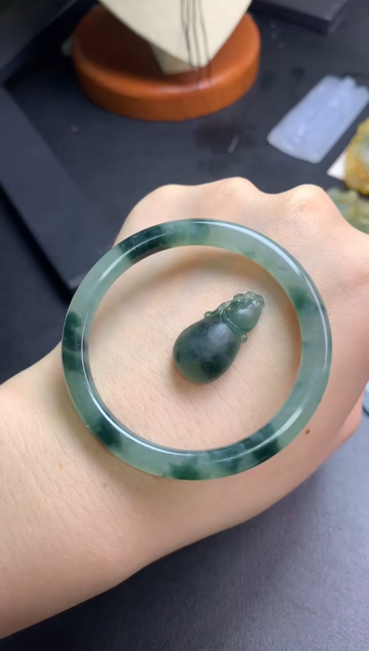 【闪购商品】定制翡翠未镶嵌毛货