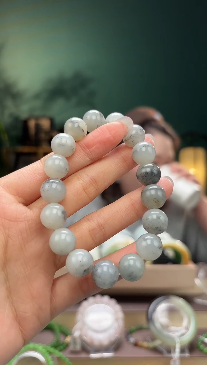 【闪购商品】和田玉手串未镶嵌卡12青花籽手串多样性