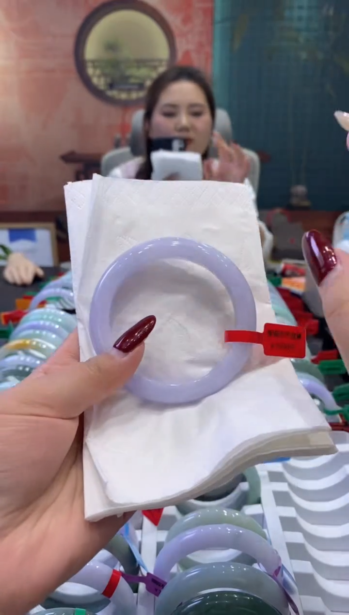 【闪购商品】翡翠手镯未镶嵌多人005578