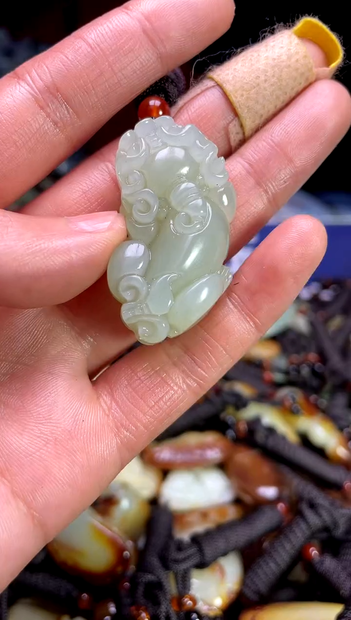 【闪购商品】和田玉颈饰未镶嵌1