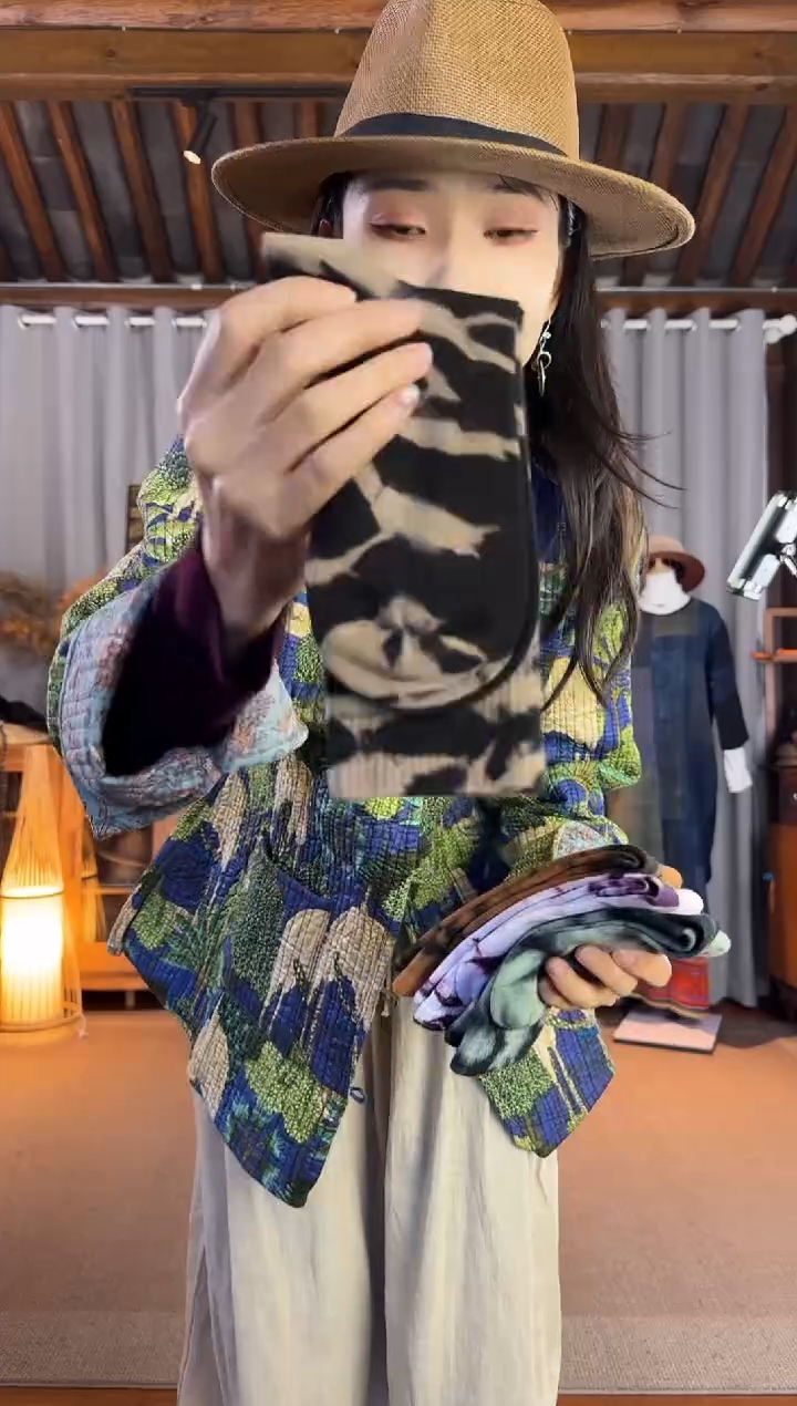 设计师款扎染袜子四双一组