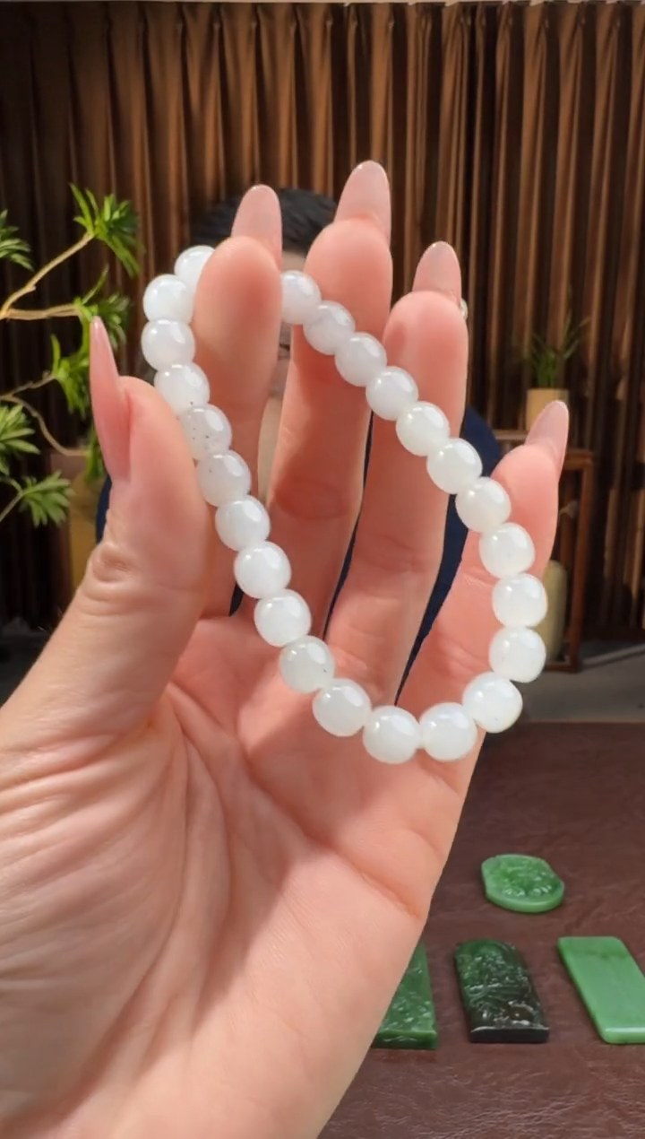 颈饰未镶嵌和田玉40潘老师12.1多样性拍一发一约7*8mm