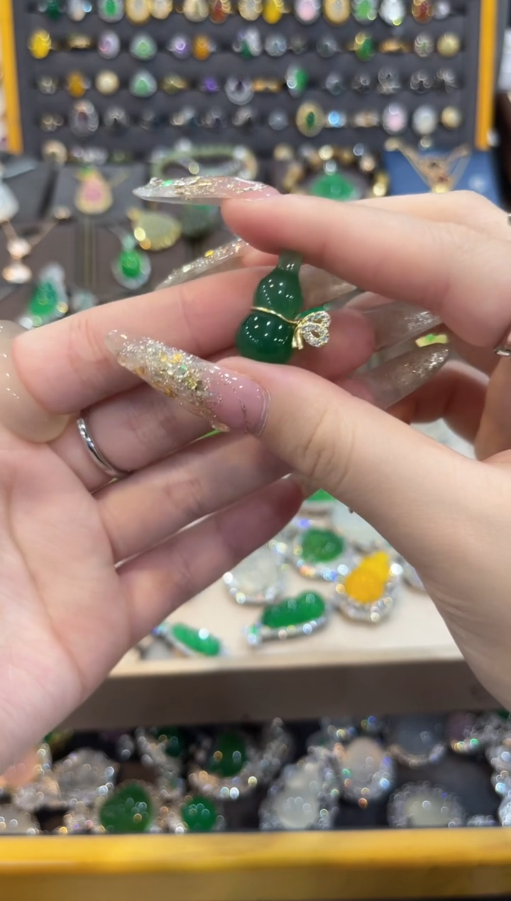 【闪购商品】玛瑙/玉髓未镶嵌颈饰1