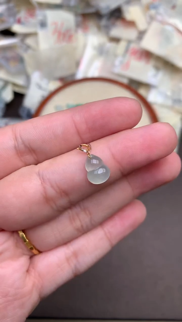 未镶嵌挂件翡翠一23