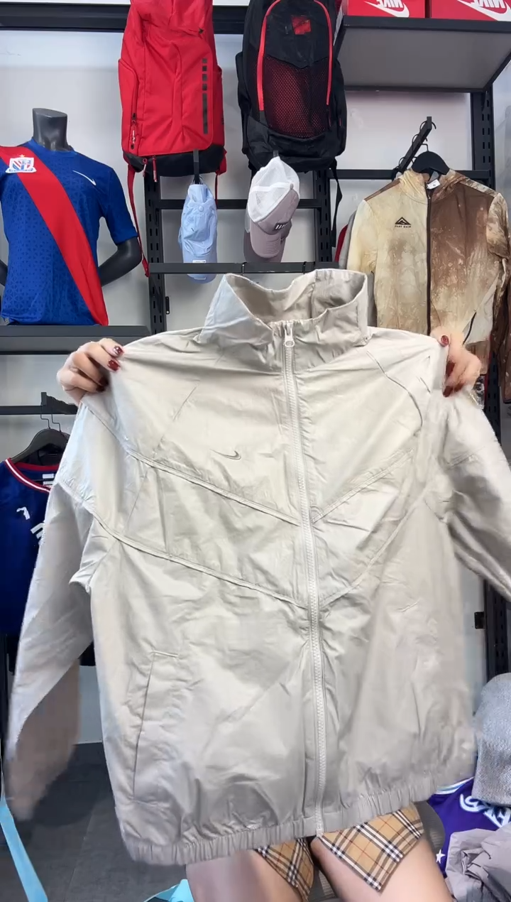 287编码 耐克卫衣服饰过款为准 尺码·L39.9