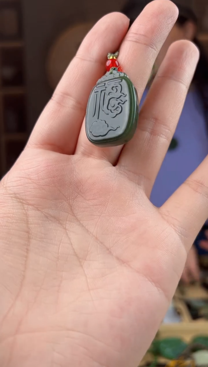 颈饰未镶嵌和田玉拍一发一，多样性发货