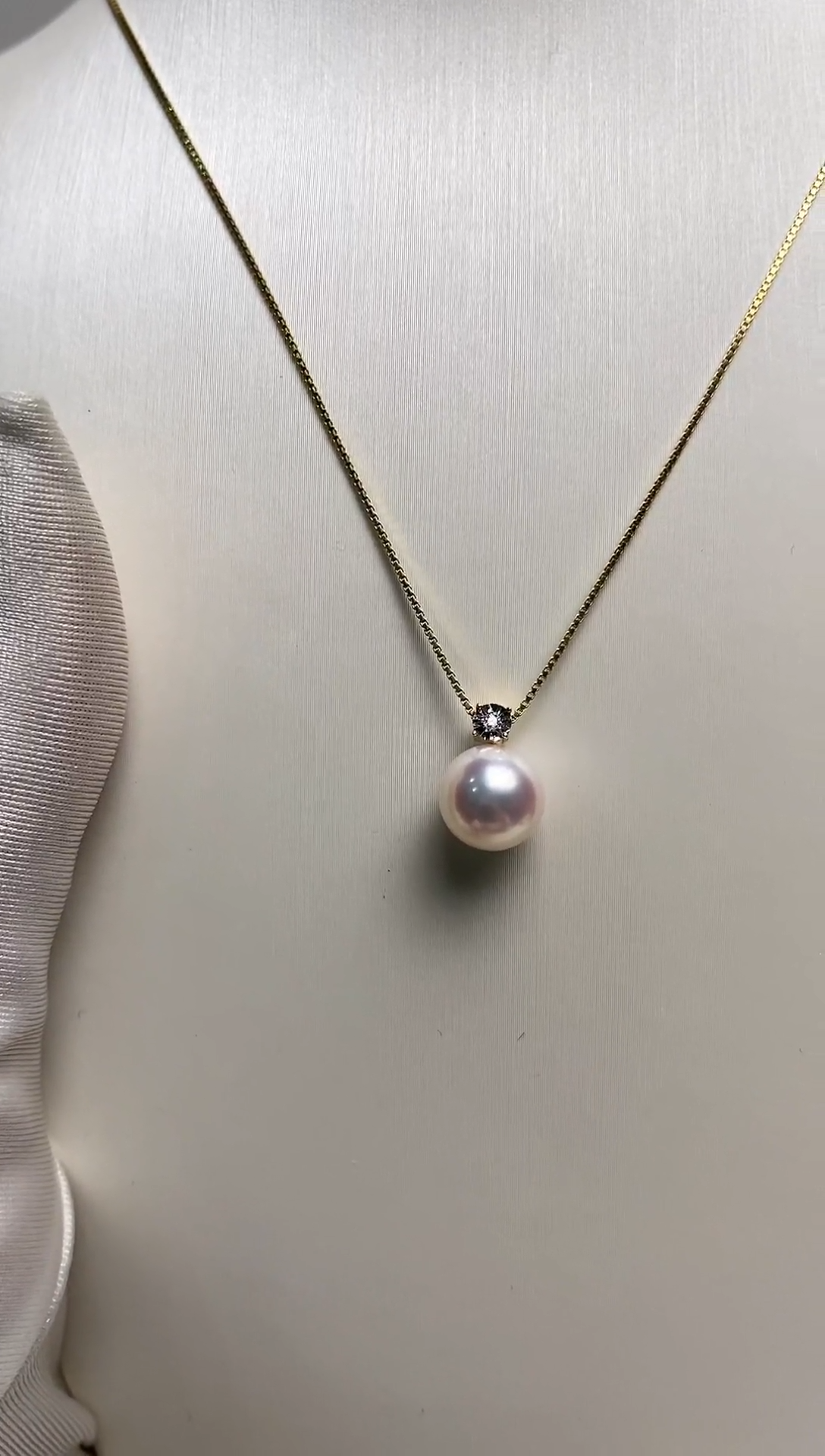 【闪购商品】海水珍珠吊坠(不含链)18K金镶嵌天女戴妃8.0-9.0吊坠