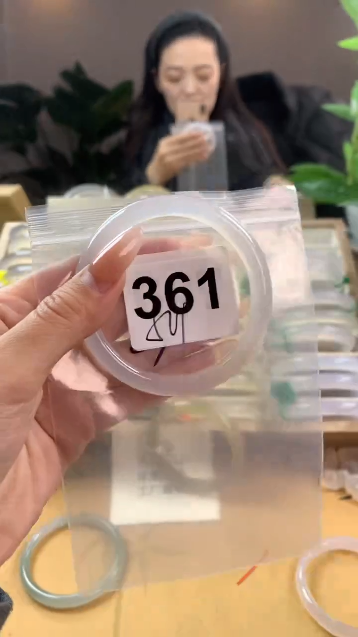 【闪购商品】玛瑙/玉髓手镯未镶嵌361