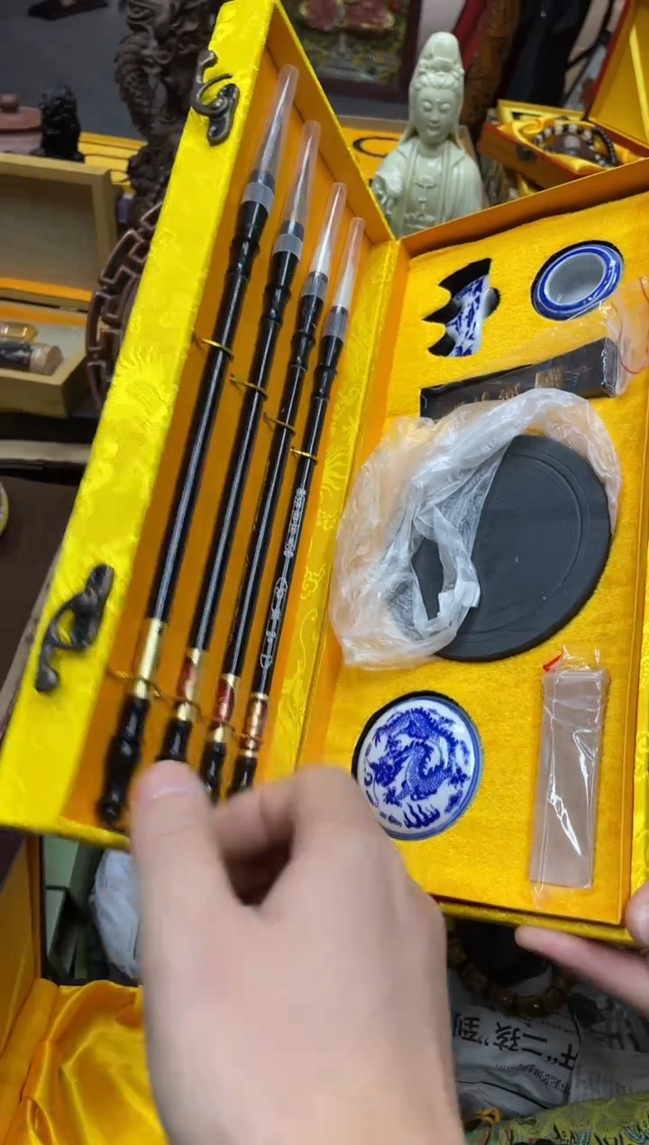 【闪购商品】大叶紫檀（黑酸枝木类） 