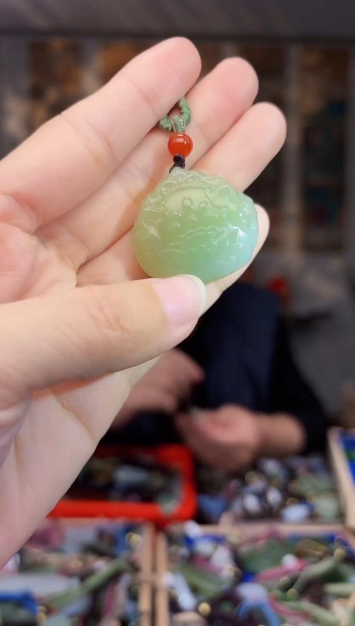 【闪购商品】和田玉挂件未镶嵌拍一发一