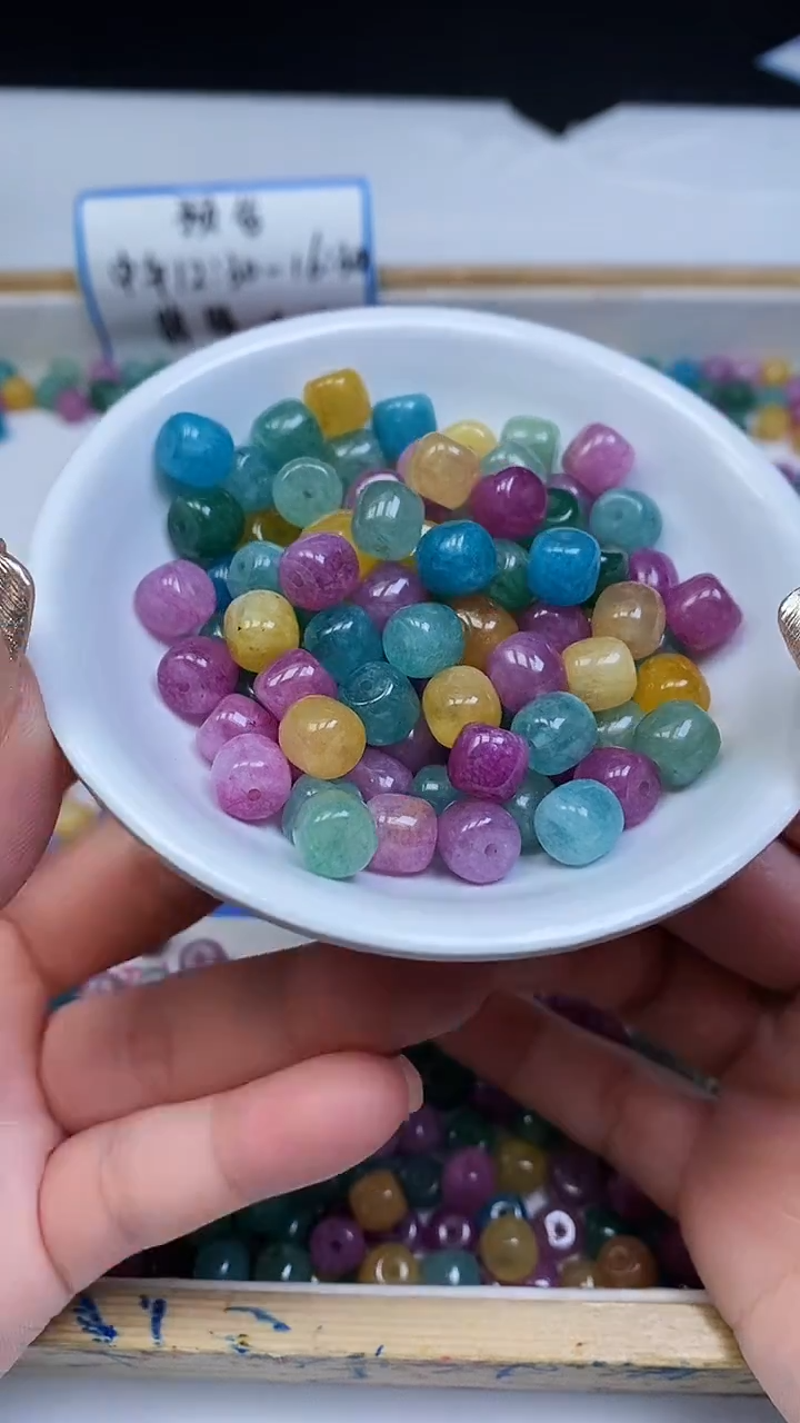 未镶嵌散珠碧玺C713 彩虹碧玺老型7*8mm10颗5.8元