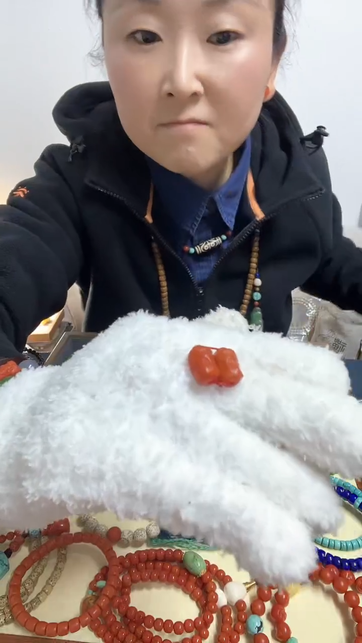 【闪购商品】南红玛瑙颈饰未镶嵌精品长脸佛一对