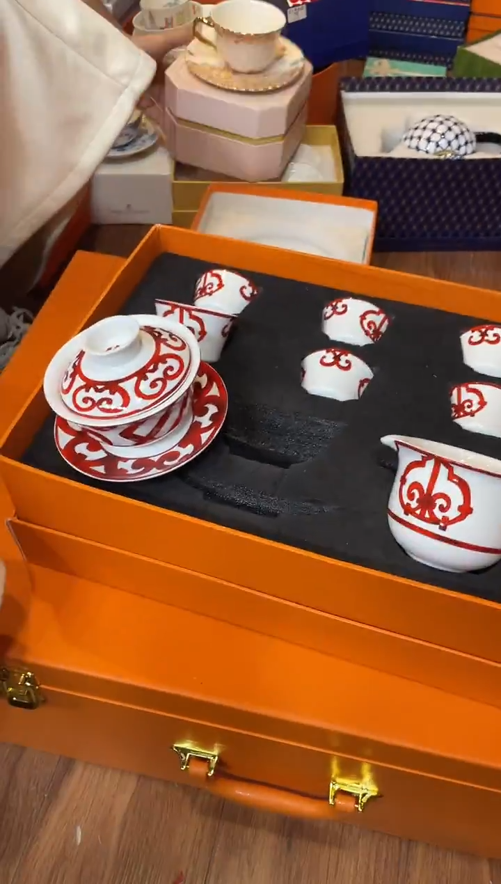 杯鸿辉家品牌瓷器，京东包邮！