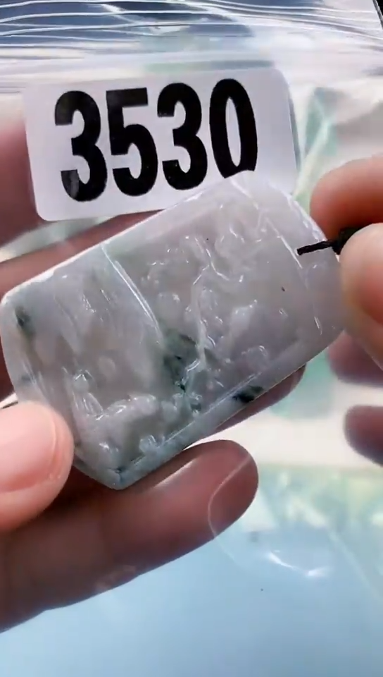 【闪购商品】翡翠挂件未镶嵌天然翡翠吊坠挂件