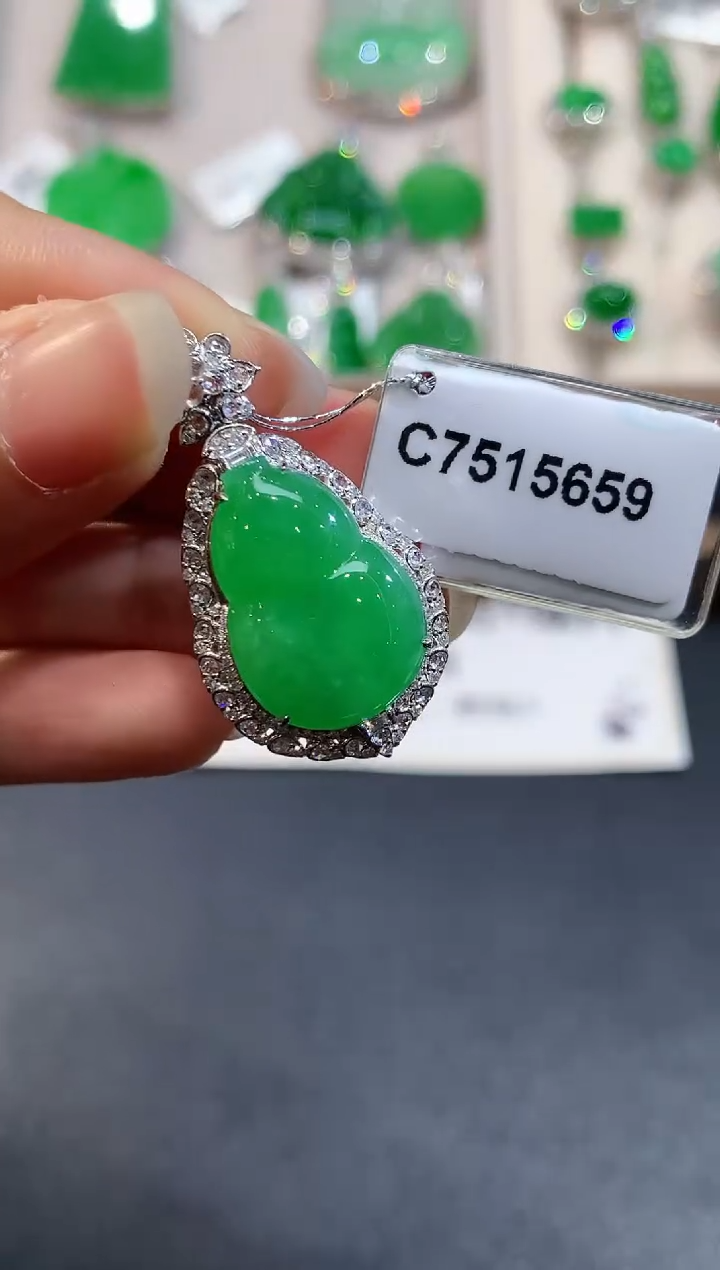 【闪购商品】翡翠18K金镶嵌吊坠(不含链)CJ5659