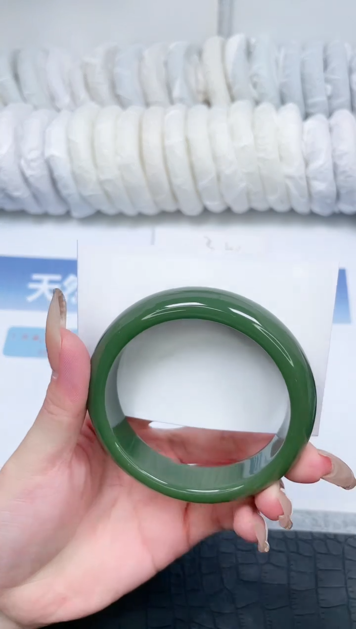 【闪购商品】石英质玉手镯未镶嵌Z158-62.7