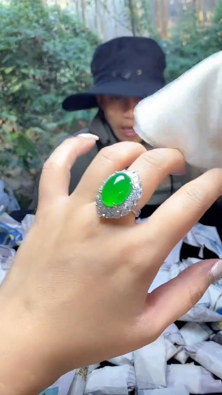 满色吊坠 所见即所得！！