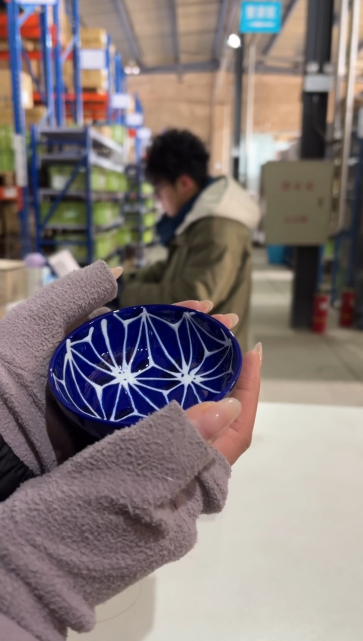 玻璃纸琉璃 手造り平グイ 麻の葉