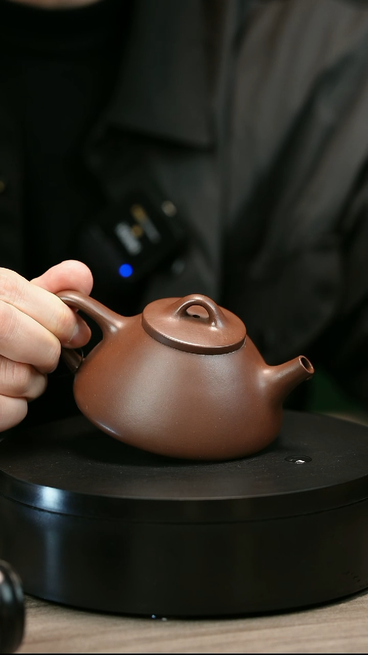 茶壶紫砂✨****?H1462赵信军光素水波石瓢
