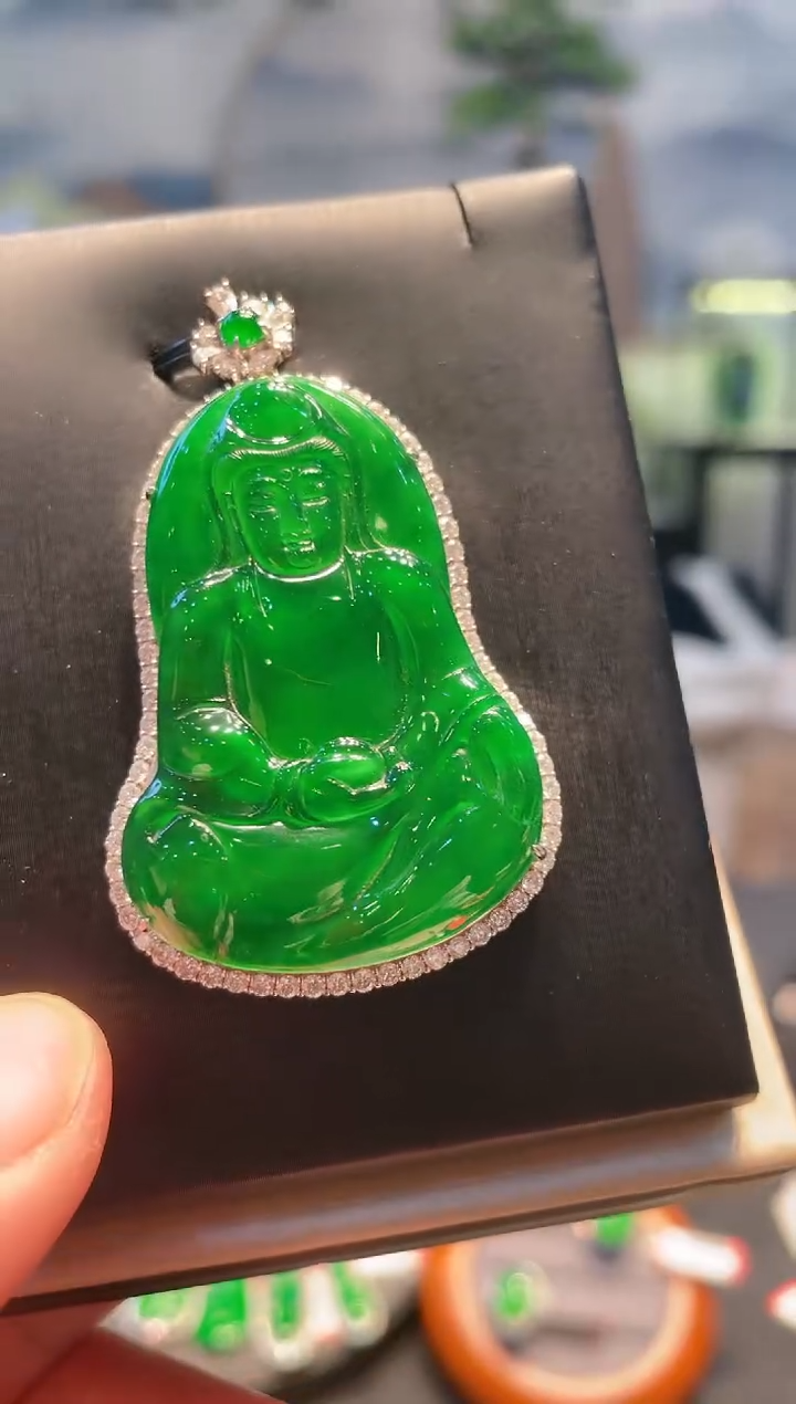 【闪购商品】翡翠颈饰18K金镶嵌A96天然A货翡翠