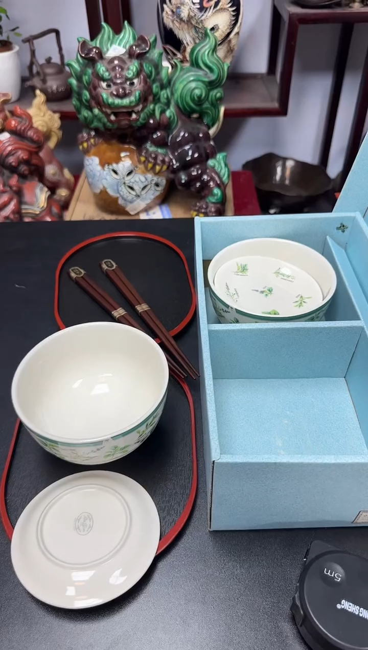 中古物品，默认微瑕124