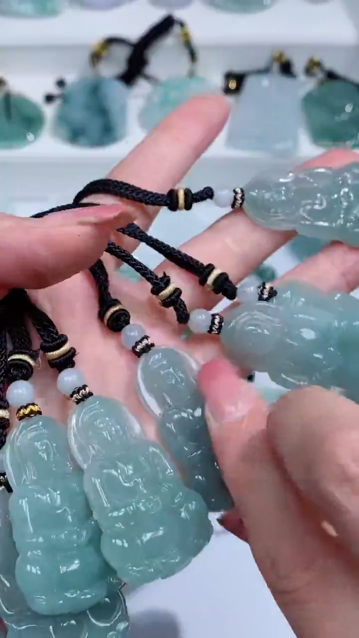 翡翠未镶嵌颈饰吊坠团购多样性发一件