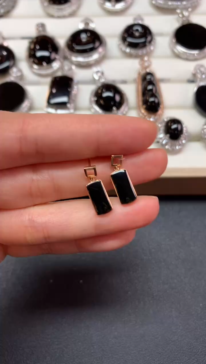 【闪购商品】翡翠耳饰18K金镶嵌Z597|2680