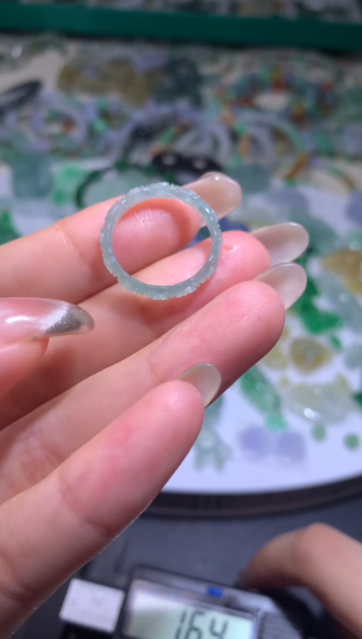 未镶嵌定制翡翠毛货