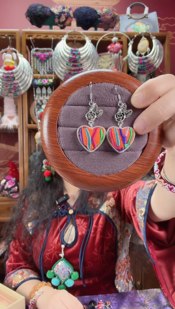 刺绣耳环36甜甜家