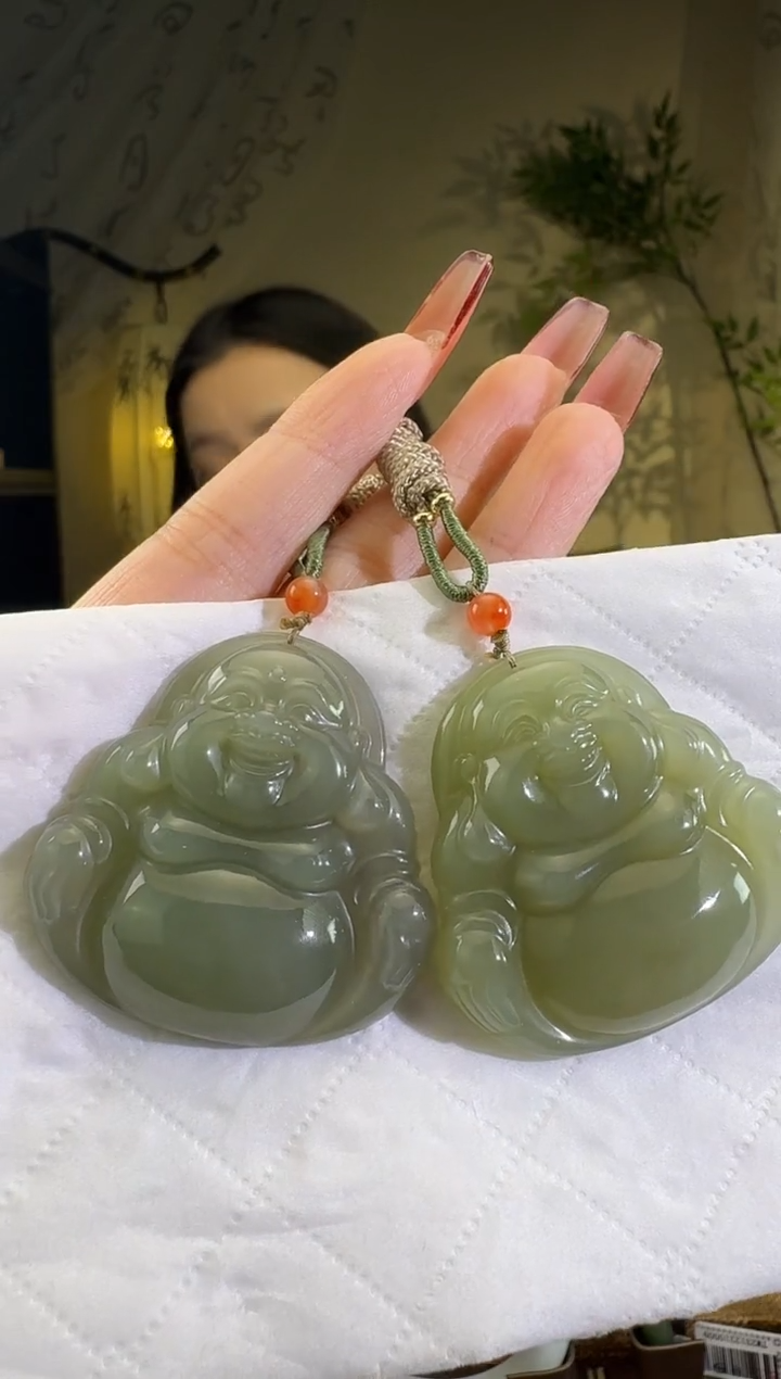 【闪购商品】和田玉颈饰未镶嵌大佛公带包容多样性发货