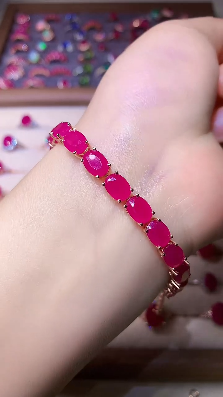 【闪购商品】红宝石手链银S925镶嵌000