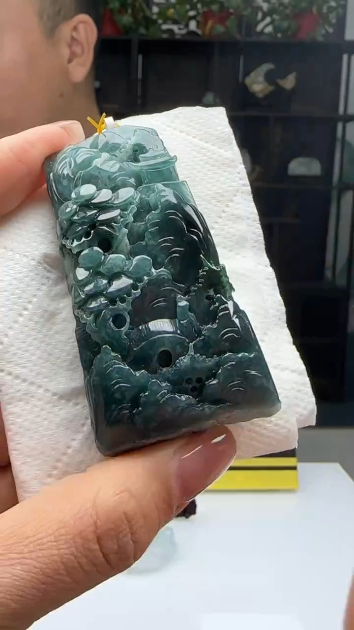 【闪购商品】翡翠颈饰未镶嵌天然翡翠A货吊坠