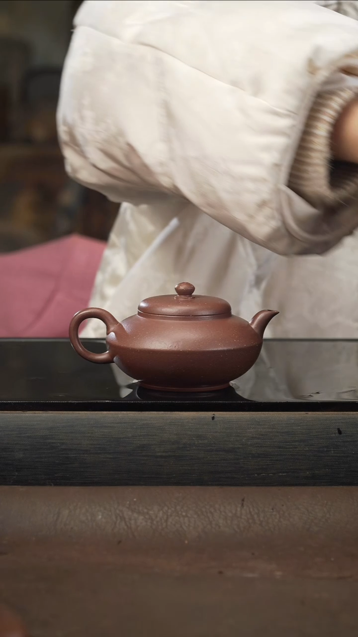 茶壶紫砂合欢，底槽清，140cc