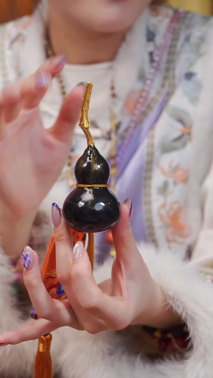 402漆艺工艺小葫芦29.9
