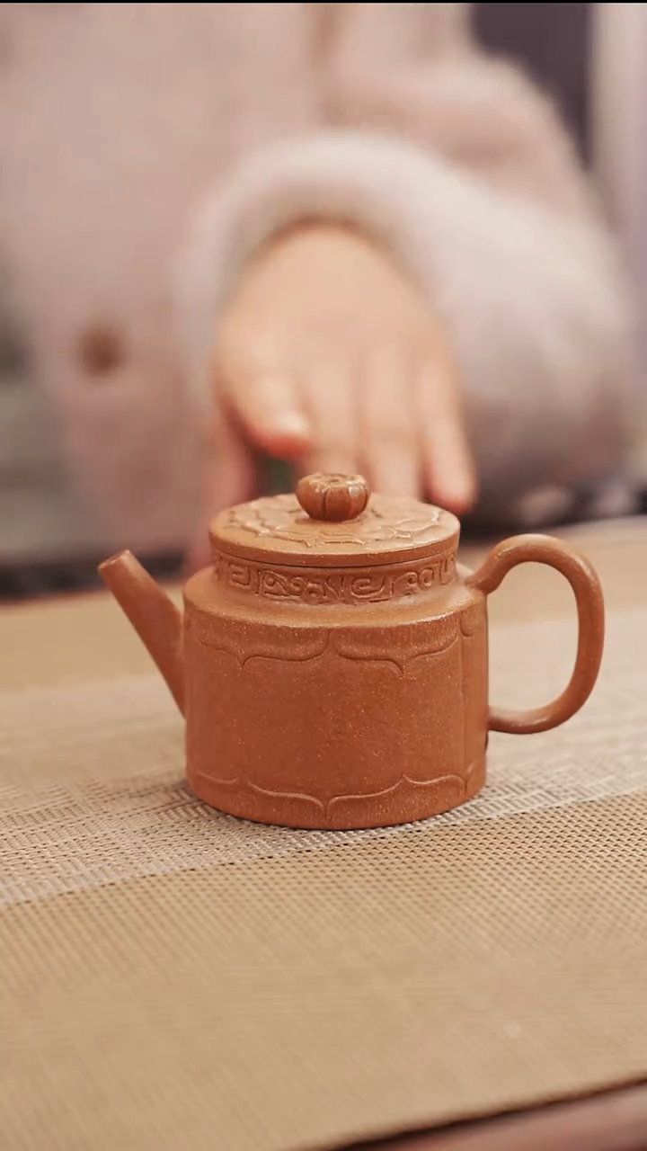 原矿黄降坡梵莲紫砂壶14