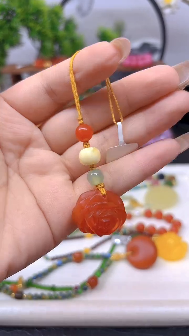 未镶嵌套链蜜蜡手机挂T50