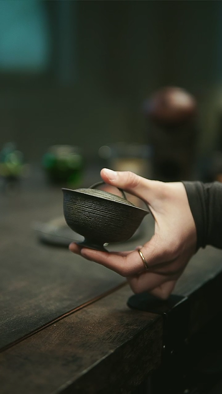 【闪购商品】卢阳陶泥小高足盖碗