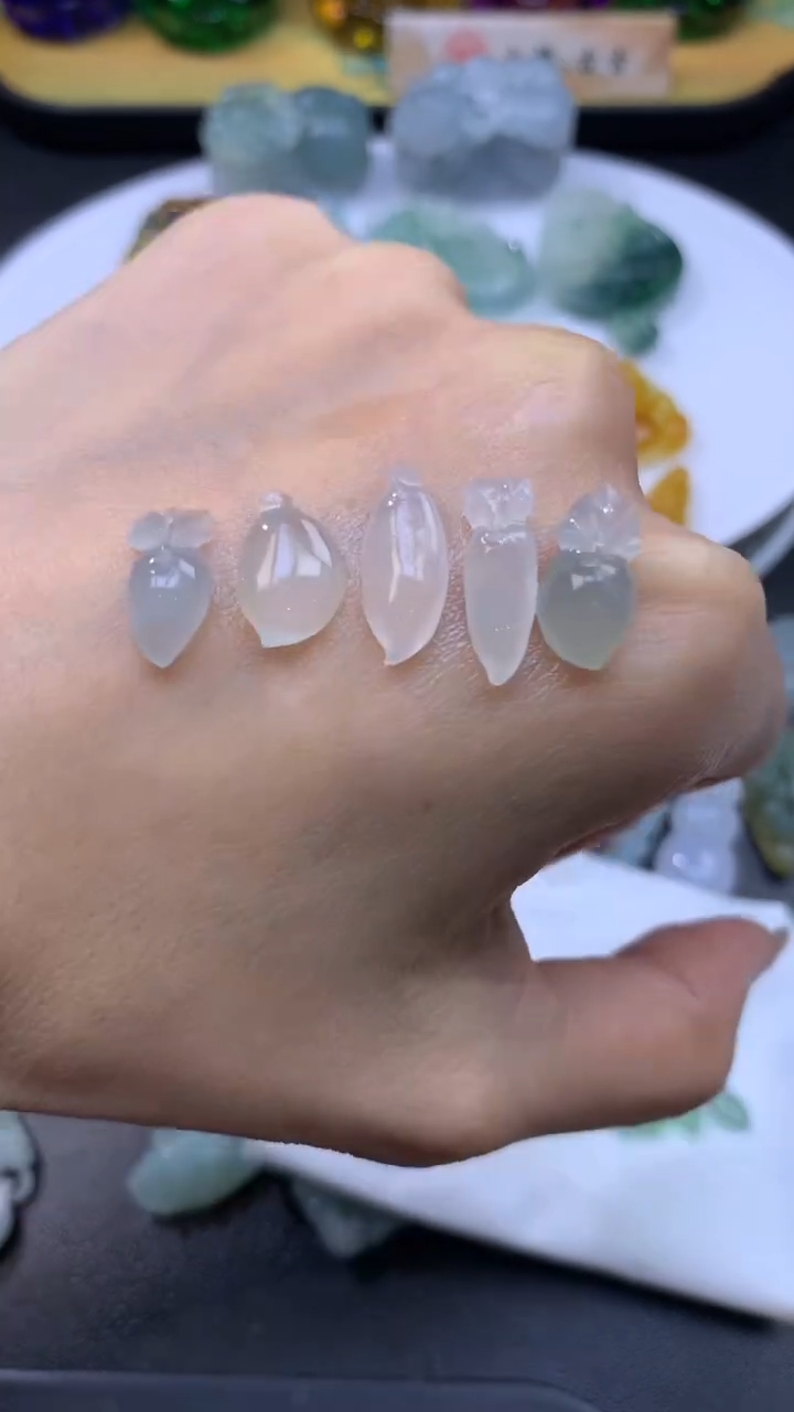 【闪购商品】定制翡翠未镶嵌翡翠