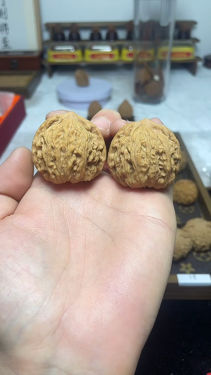 吊坠文玩核桃虎头