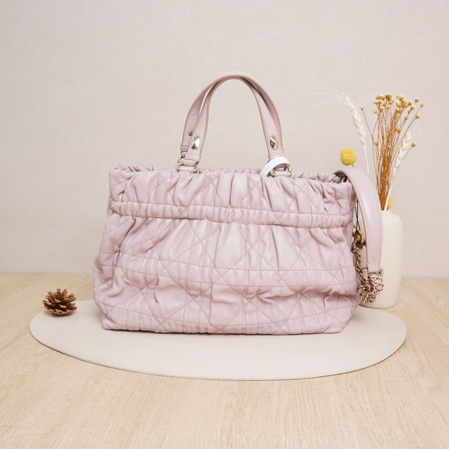 95新 DIOR/迪奥 迪奥粉色褶皱手提包粉色羊皮/DS043080