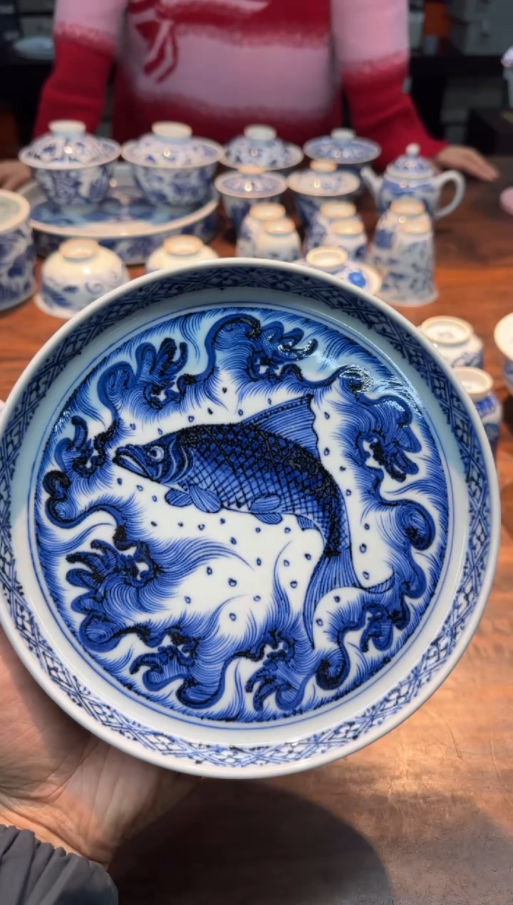 【闪购商品】溪蘭仰元 鱼跃图纹壶承