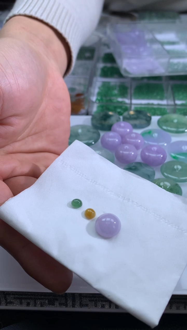 【闪购商品】定制翡翠未镶嵌翡翠