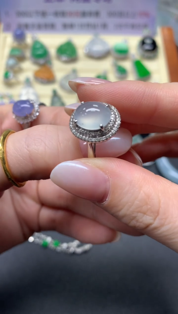 【闪购商品】翡翠戒指18K金镶嵌戒指|2000+200