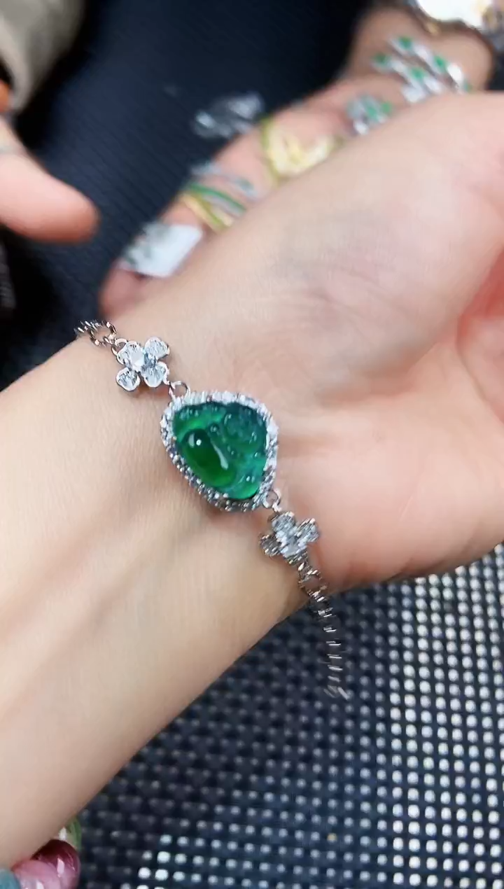 【闪购商品】翡翠手链未镶嵌111111115