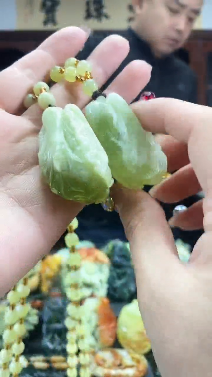 【闪购商品】蛇纹石玉吊坠未镶嵌多样性发货*拍一发一