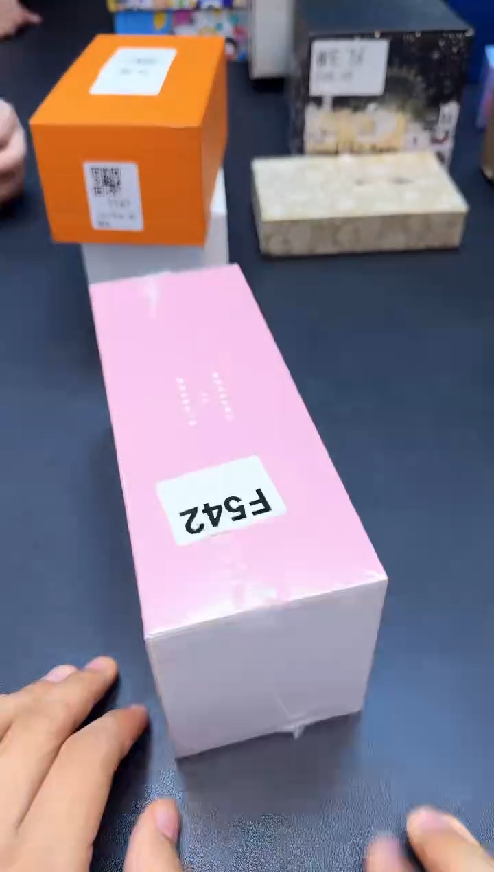 瓷片全新正品一件不留@@F542