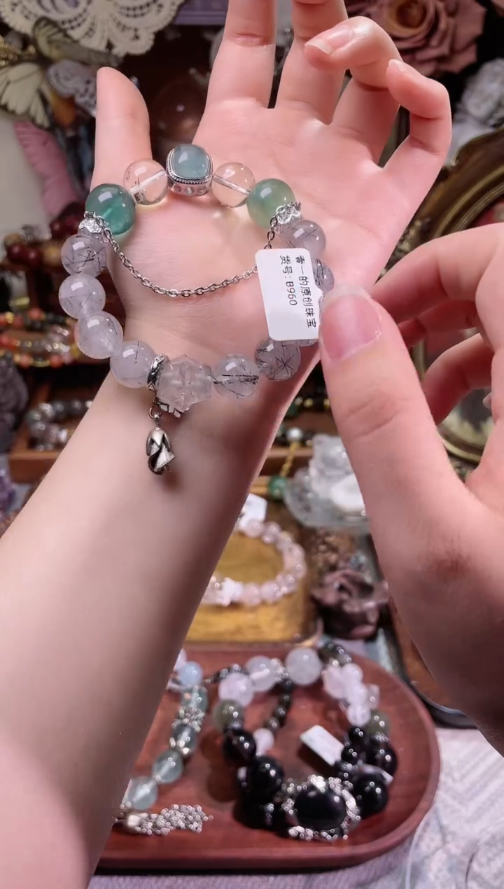 【闪购商品】水晶手链未镶嵌960多样性发货
