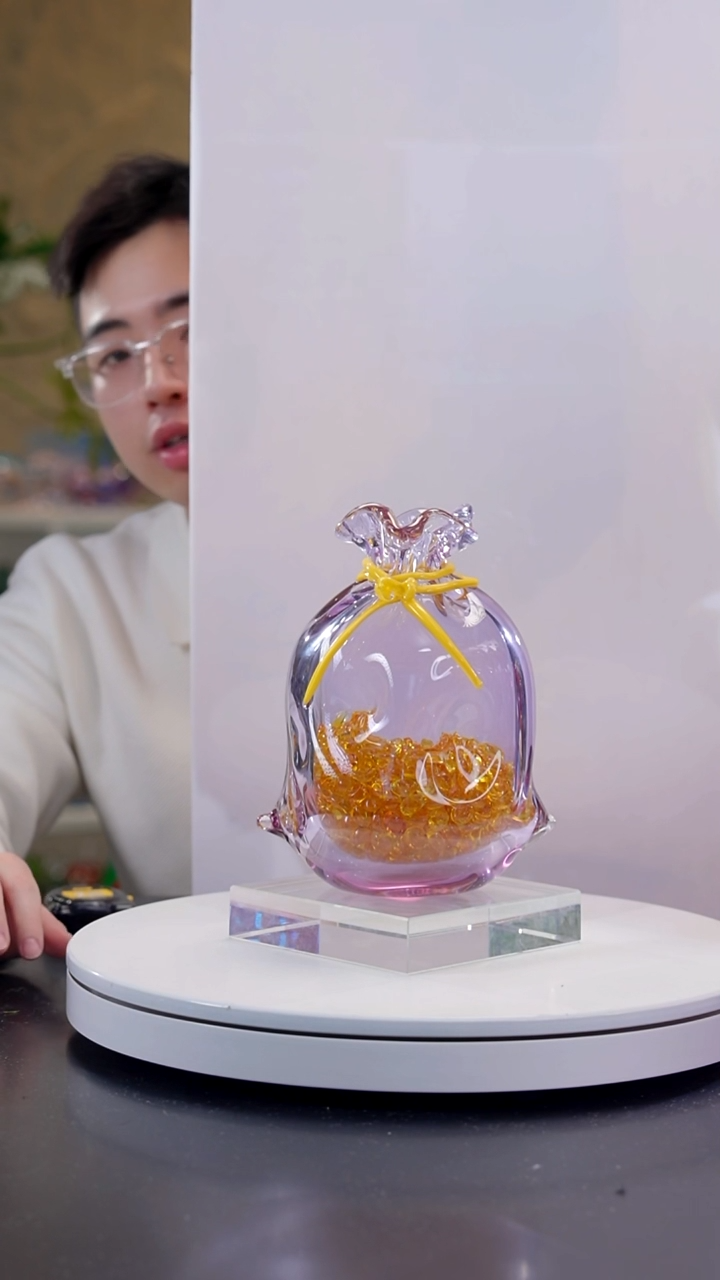 手工艺品琉璃金紫色钱袋子摆件