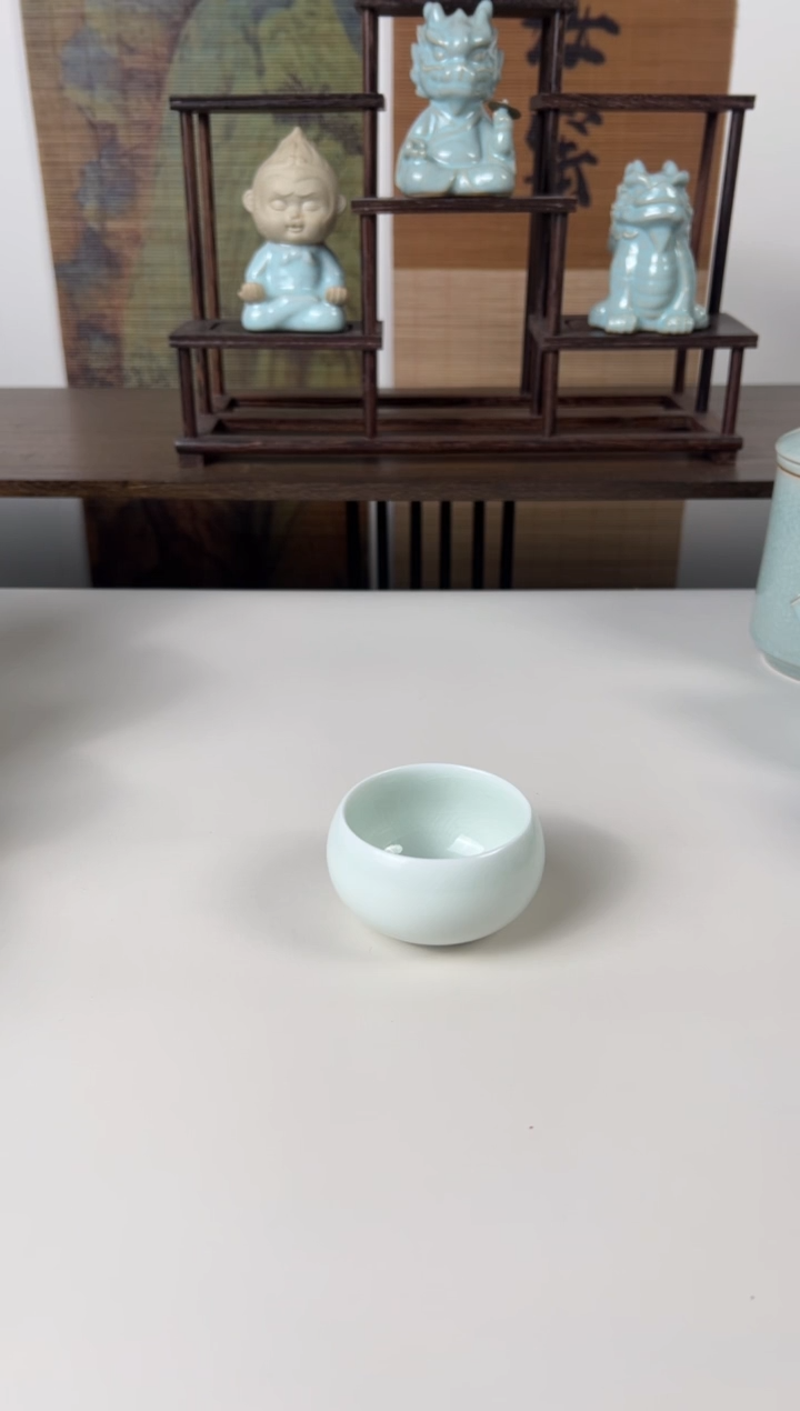 【闪购商品】杯珑匠玉青圈足圆融杯