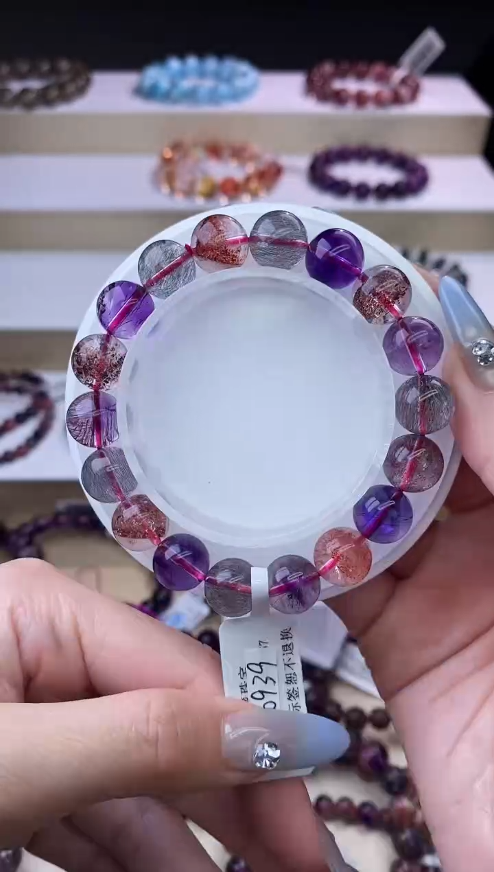 【闪购商品】水晶手链未镶嵌黑加仑超七单圈10m+